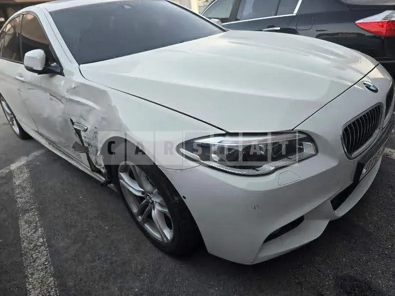 Photo 2 of 18: 2016 BMW 520d, VIN WBA5E5102GG204686 — Korean insurance auction