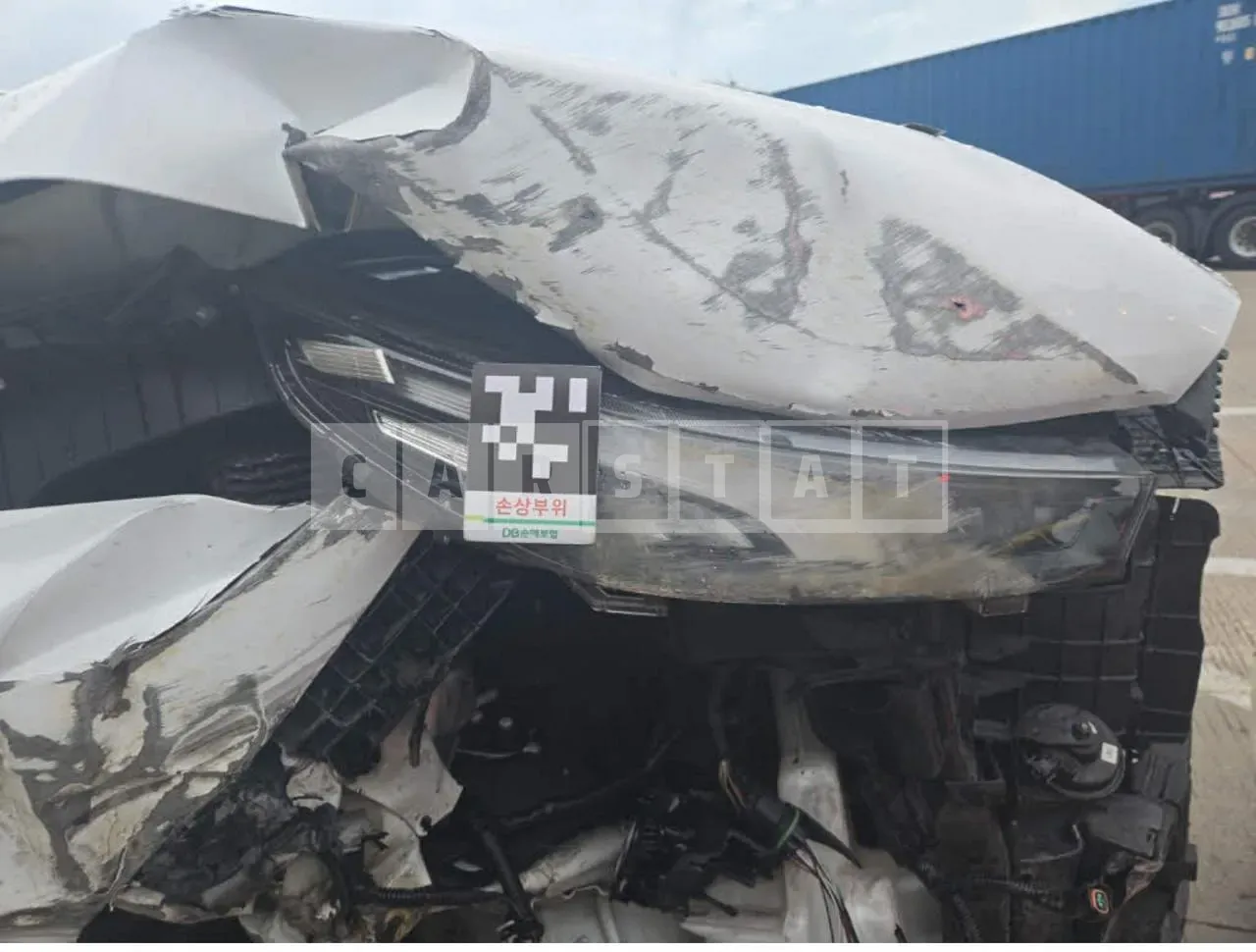 Photo 2 of 26: 2019 Hyundai Palisade, VIN KMHR381ADKU074840 — Korean insurance auction
