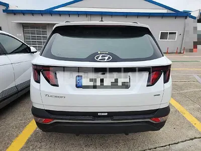 Photo 1 of 18: 2022 Hyundai Tucson Gasoline 4WD, VIN KMHJC81BHNU155193 — Korean insurance auction