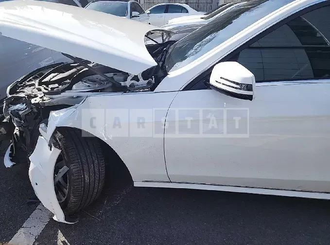 Photo 2 of 12: 2016 Mercedes-Benz E220 CDI, VIN WDDHF0CB5GB206613 — Korean insurance auction