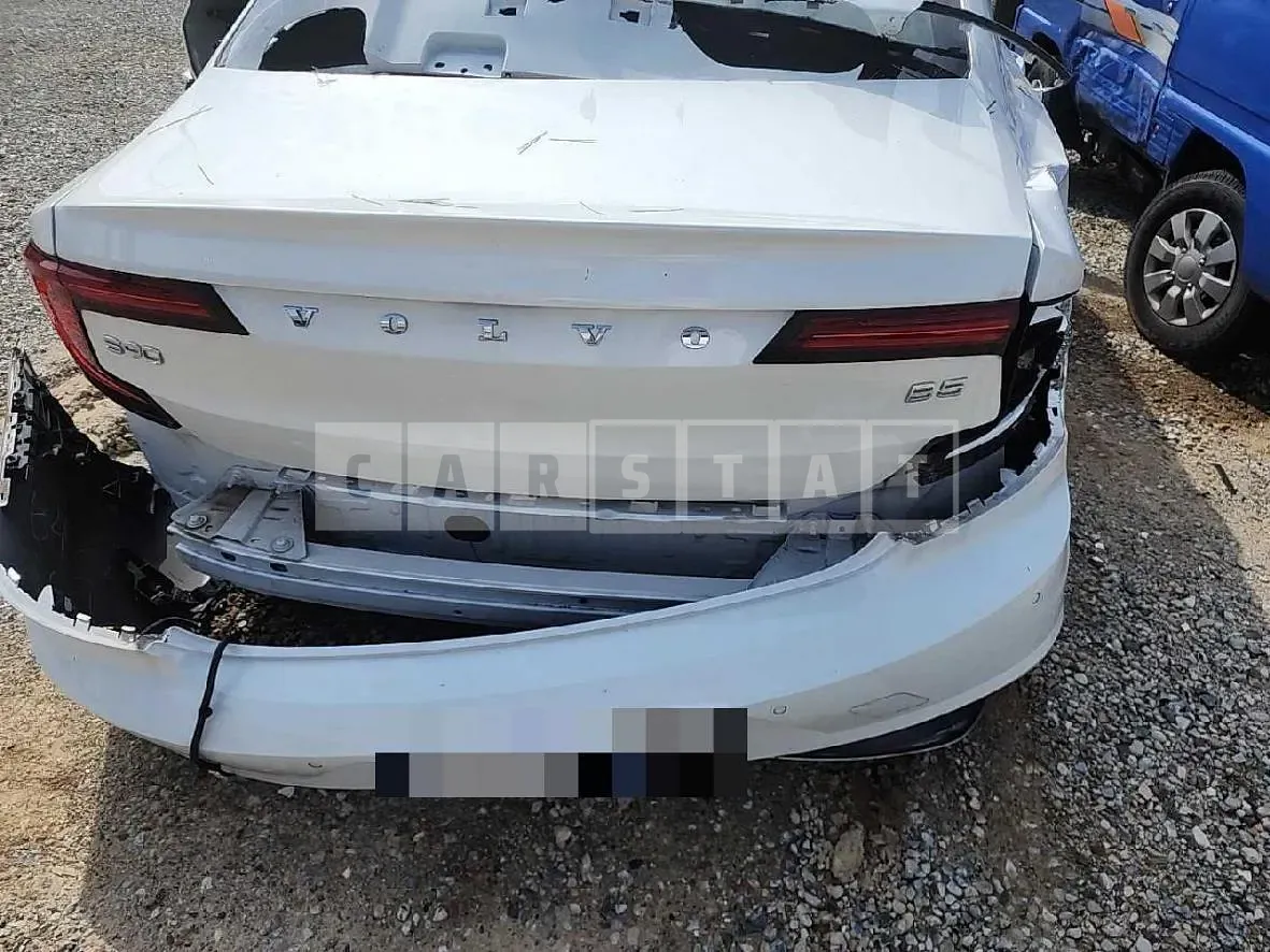 Photo 2 of 46: 2021 Volvo S90B5, VIN LVYPTL12DMP232522 — Korean insurance auction