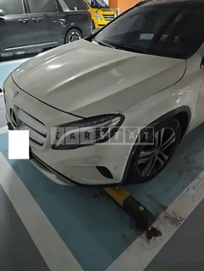 Photo 1 of 18: 2017 Mercedes-Benz GLA200d 4Matic — Korean insurance auction