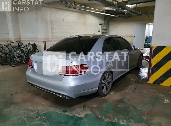 Photo 3 of 3: 2014 Mercedes-Benz Sandsbenz E300 — Korean insurance auction