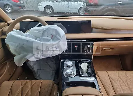 Photo 2 of 14: 2025 Genesis Hyundai G80 — Korean insurance auction