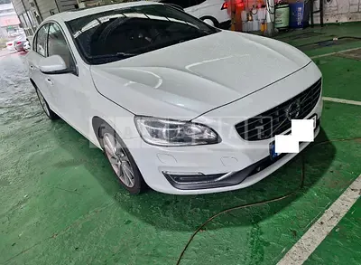 Photo 1 of 19: 2015 Volvo S60 D2 — Korean insurance auction