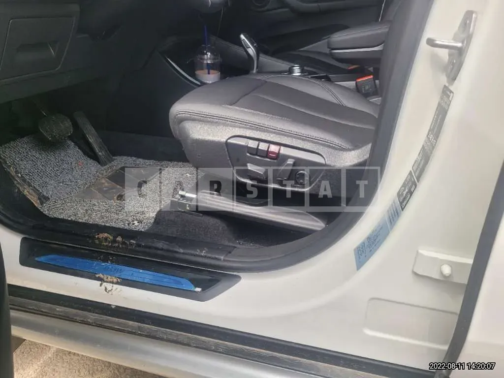 Photo 2 of 49: 2022 BMW X1 xDrive 20i, VIN WBA11DG09N5V29792 — Korean insurance auction