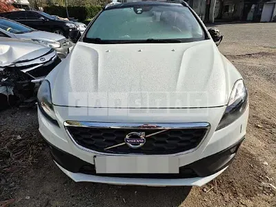 Photo 1 of 12: 2016 Volvo V40CCD3 — Korean insurance auction