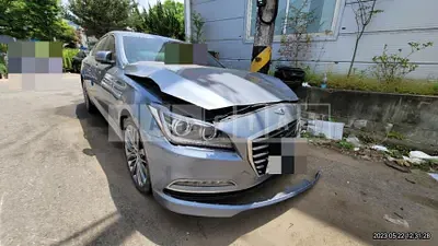 Photo 1 of 26: 2015 Genesis 3.8 — Korean insurance auction