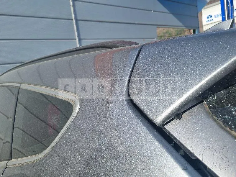 Photo 2 of 14: 2015 Hyundai Santa Fe, VIN KMHSW81UDFU475937 — Korean insurance auction