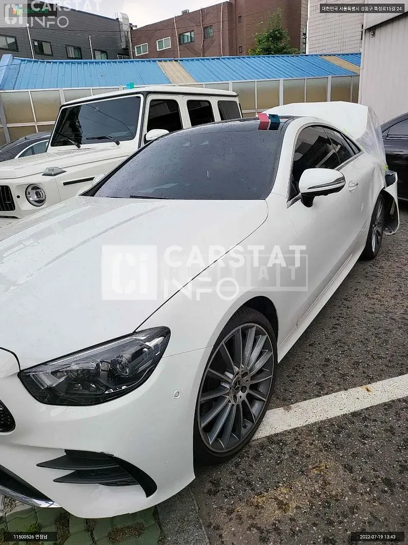 Photo 2 of 12: 2021 Mercedes-Benz E450 4Matic Coupe, VIN W1K1J5KB4MF152854 — Korean insurance auction