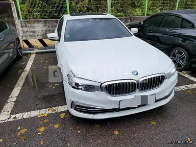 Photo 1 of 26: 2018 BMW 520i, VIN WBAJK7102JBH23456 — Korean insurance auction