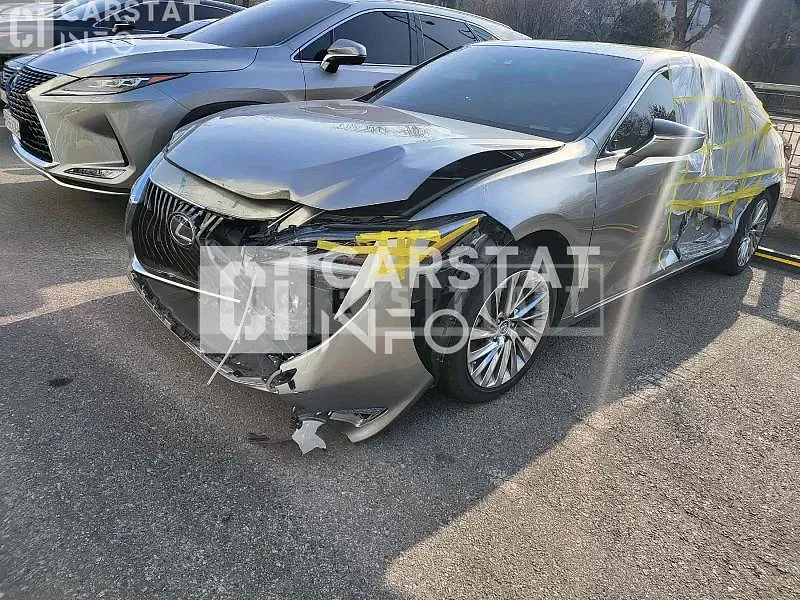 Photo 2 of 24: 2021 Lexus ES300h, VIN JTHBA1C10M2006146 — Korean insurance auction