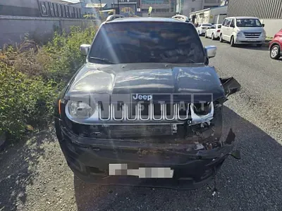 Photo 1 of 10: 2017 Jeep Zip Renegade — Korean insurance auction