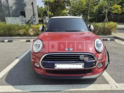 2017 MINI MINI COOPER D