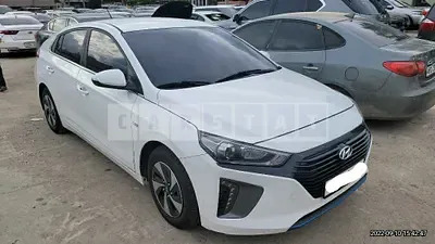 Photo 1 of 11: 2017 Hyundai Modern Ionic, VIN KMHC851CGHU006728 — Korean insurance auction