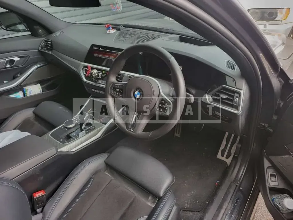 Photo 2 of 9: 2021 BMW 320i, VIN WBA5X5101MFK21653 — Korean insurance auction