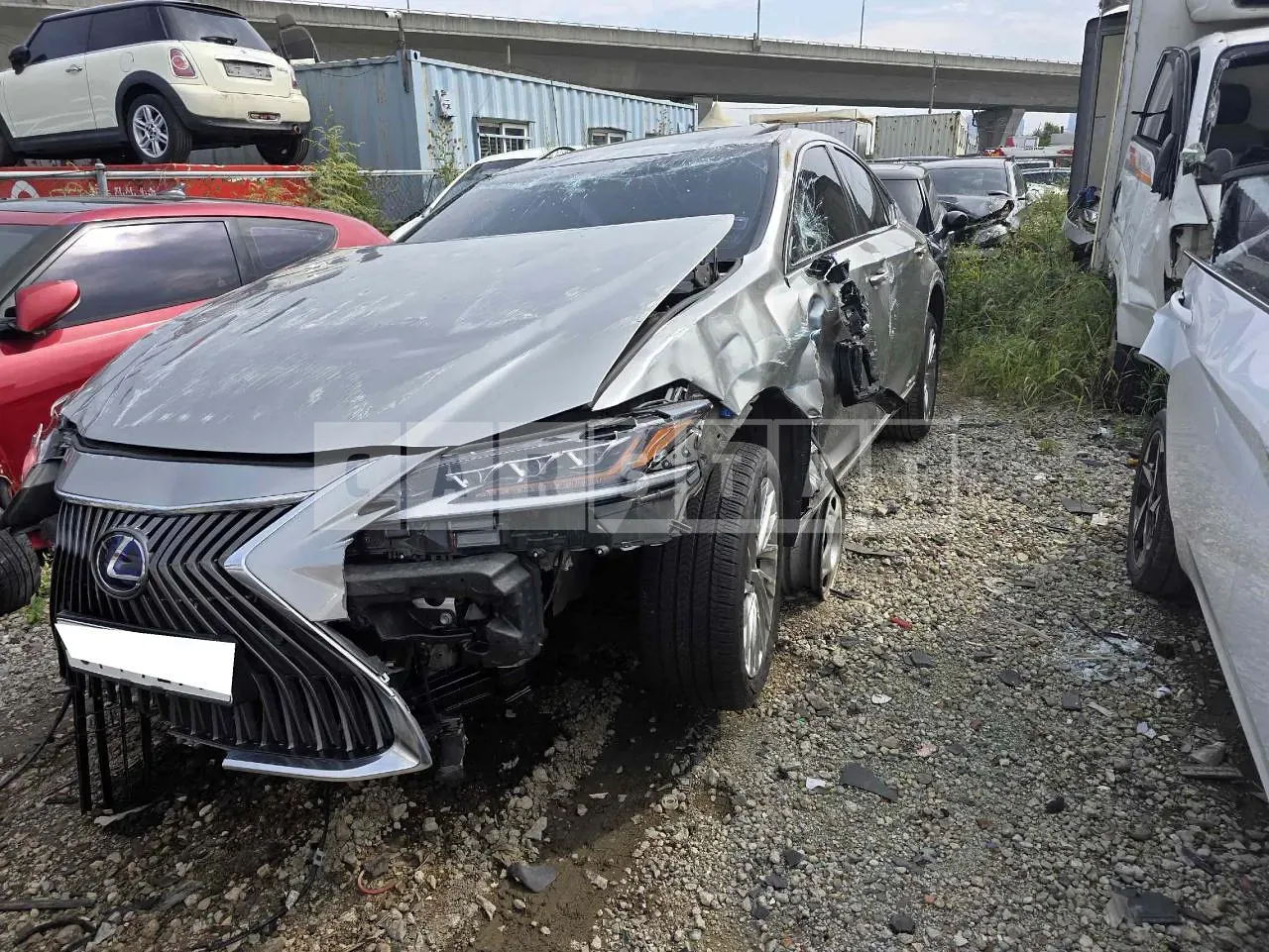 Photo 2 of 10: 2019 Lexus ES300h, VIN JTHB21B18K2053890 — Korean insurance auction