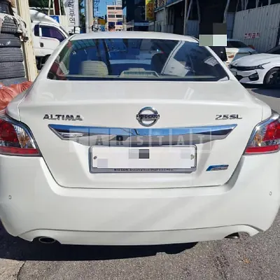 Photo 1 of 19: 2016 Nissan Altima 2.5 — Korean insurance auction