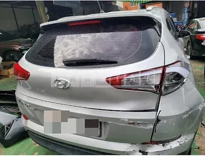 Photo 1 of 32: 2015 Hyundai Tucson TL — Korean insurance auction