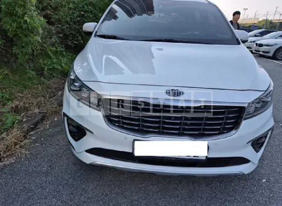 Photo 2 of 23: 2019 Kia Carnival — Korean insurance auction