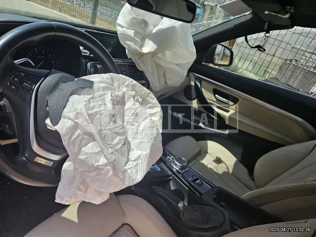 Photo 2 of 16: 2019 BMW 430i Convertible Luxury — Korean insurance auction
