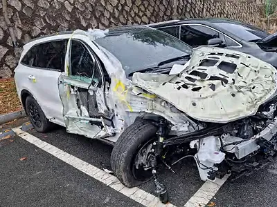 Photo 1 of 14: 2024 Kia Sorento, VIN KNARK81GDRA244524 — Korean insurance auction