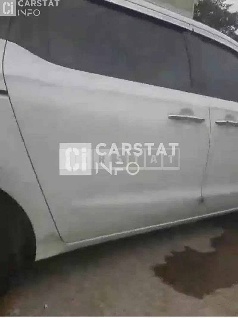 Photo 2 of 24: 2016 Kia Carnival, VIN KNHMF37ABHS262795 — Korean insurance auction