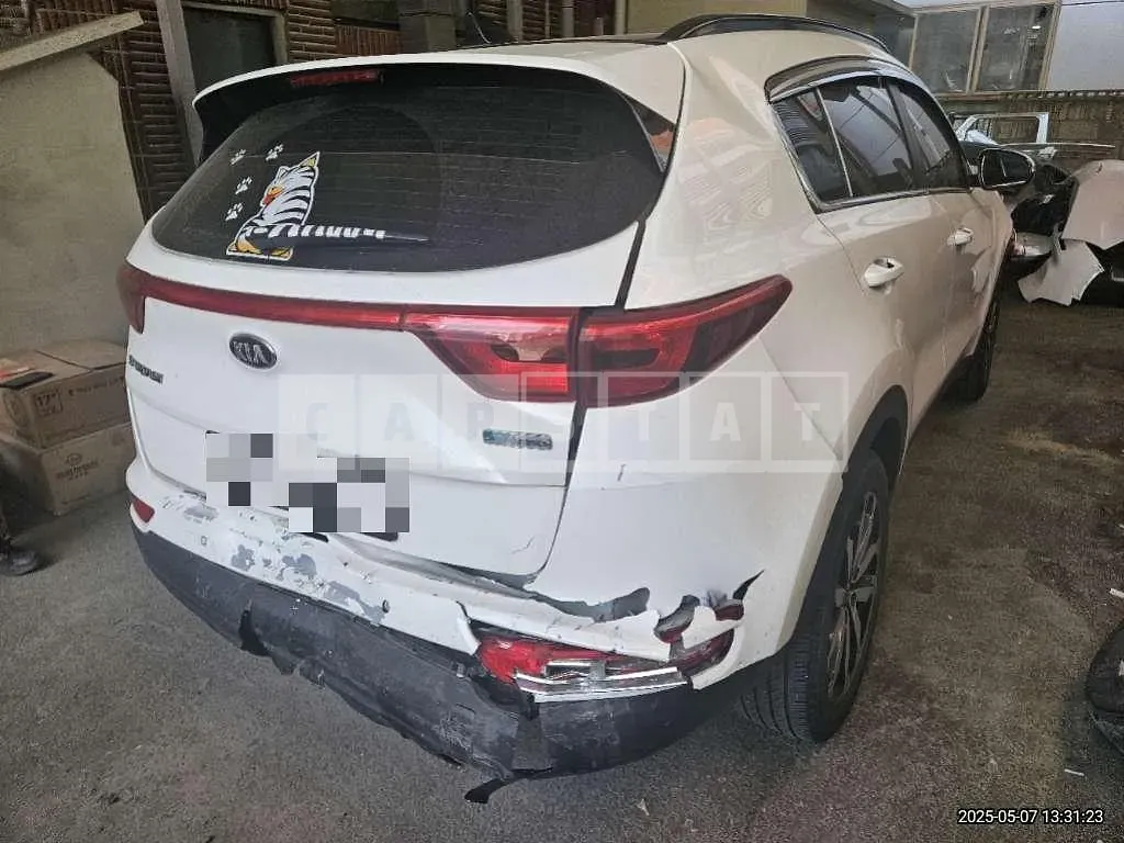Photo 2 of 26: 2017 Kia Sportage — Korean insurance auction