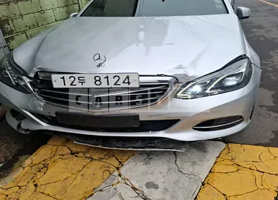 Photo 1 of 6: 2015 Mercedes-Benz E 300 — Korean insurance auction