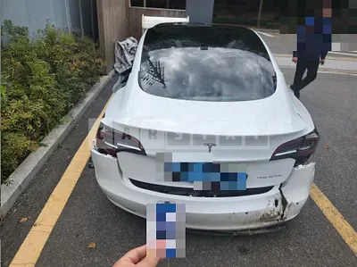 Photo 1 of 6: 2022 Tesla Model 3 Long Range — Korean insurance auction