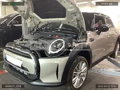 Photo 1 of 19: 2022 MINI Cooper 5DOOR, VIN WMW41DK01N2S13597 — Korean insurance auction