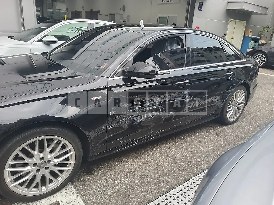 Photo 2 of 19: 2015 Audi A6 40 TDI quattro — Korean insurance auction