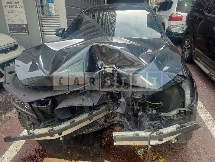 Photo 2 of 13: 2020 Genesis G80 — Korean insurance auction