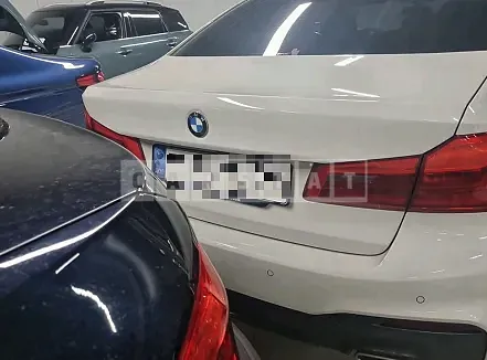 Photo 2 of 36: 2020 BMW 520d, VIN WBAJF3103LCE49968 — Korean insurance auction