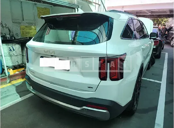 Photo 2 of 11: 2024 Kia Sorento — Korean insurance auction