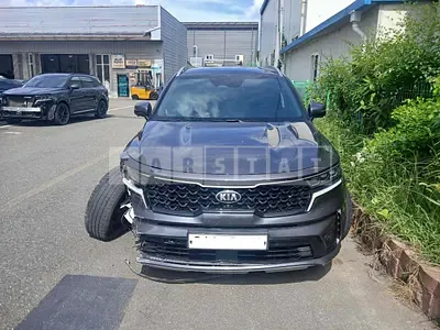Photo 1 of 16: 2020 Kia Sorento, VIN KNARF81BGMA004946 — Korean insurance auction