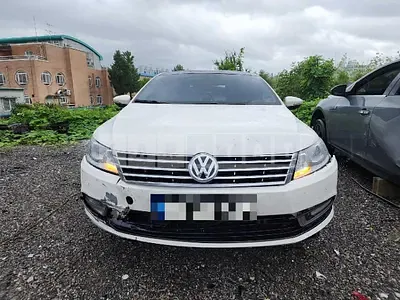 Photo 1 of 24: 2015 Volkswagen CC 2.0 TDI Blue Motion — Korean insurance auction
