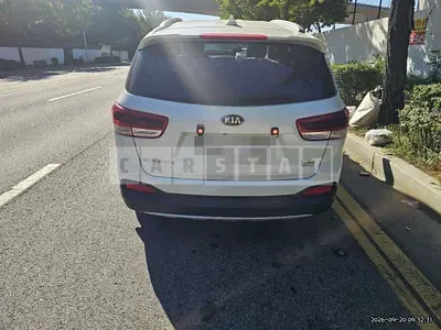 Photo 1 of 10: 2015 Kia Sorento 4WD — Korean insurance auction