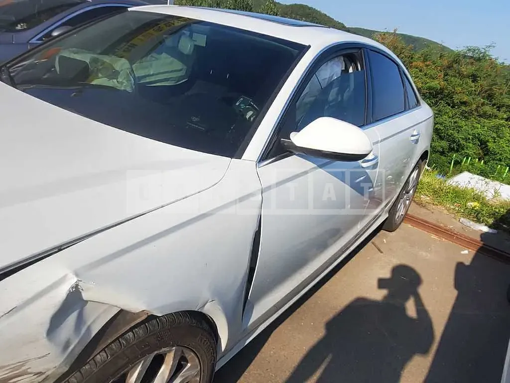Photo 2 of 13: 2016 Audi A6 35 TDI, VIN WAUZZZ4G7GN019275 — Korean insurance auction