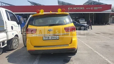 Photo 1 of 5: 2019 Kia Carnival, VIN KNHMF37ABKS508534 — Korean insurance auction