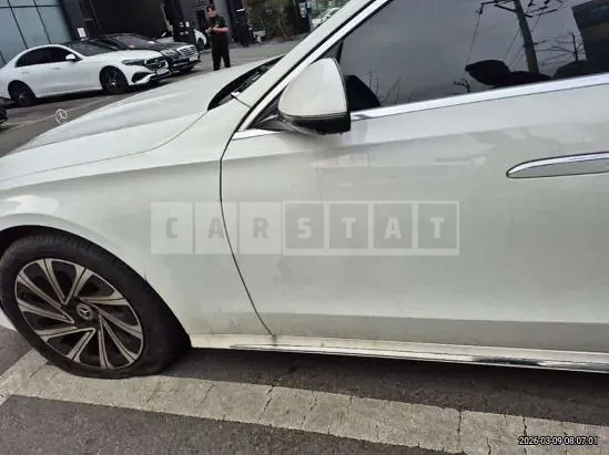 Photo 2 of 50: 2024 Mercedes-Benz E 300 4Matic, VIN W1KLF4HB6RA060063 — Korean insurance auction