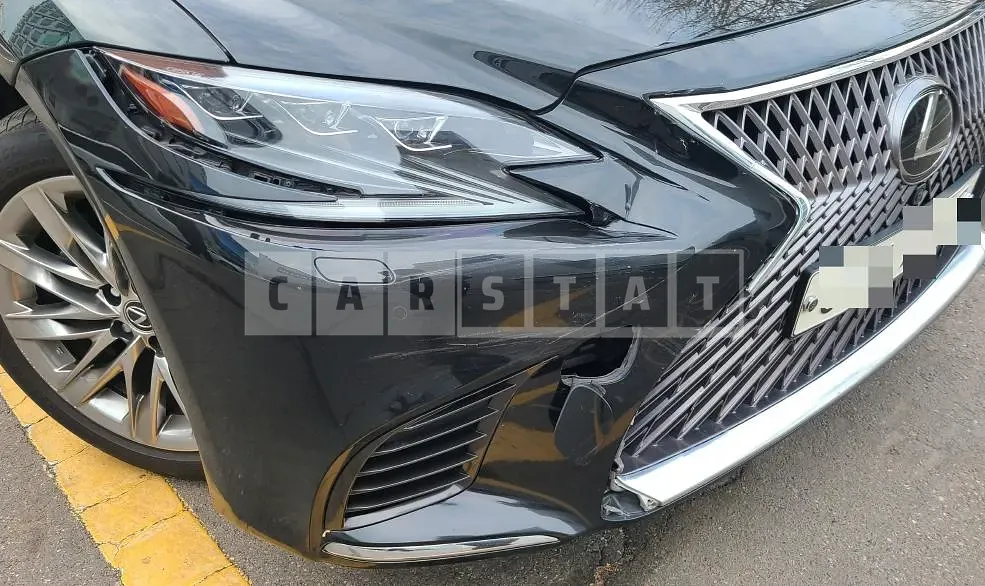 Photo 2 of 4: 2018 Lexus LS500 AWD — Korean insurance auction
