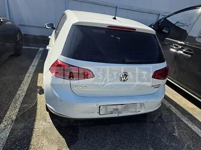 Photo 1 of 11: 2015 Volkswagen Golf 2.0 TDI BMT — Korean insurance auction