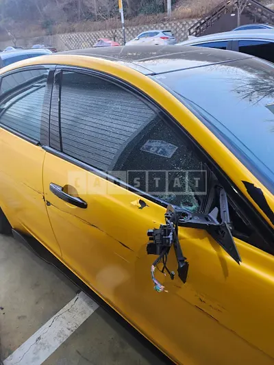 Photo 1 of 7: 2016 Jaguar XE 2.0d — Korean insurance auction