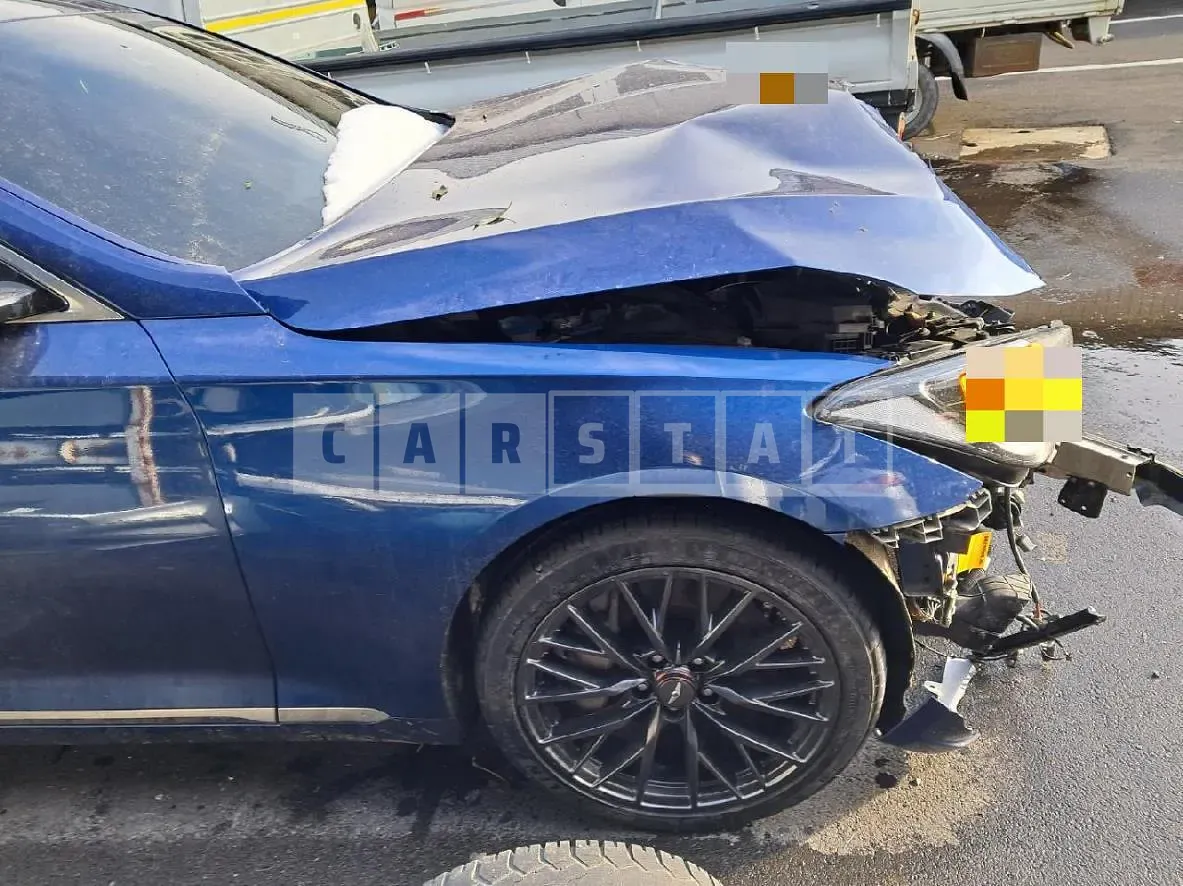 Photo 2 of 6: 2016 Genesis Dh — Korean insurance auction