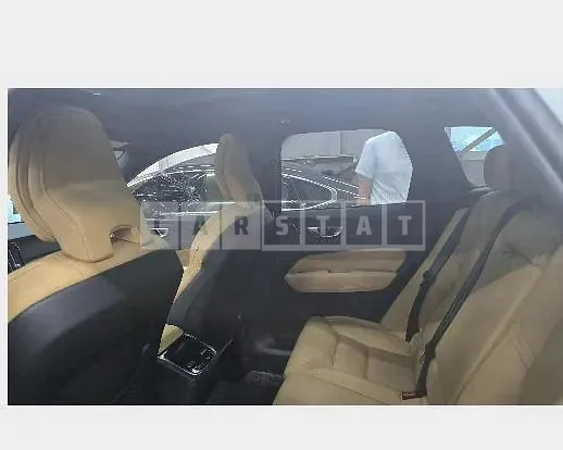 Photo 2 of 19: 2024 Volvo XC60B5 AWD — Korean insurance auction