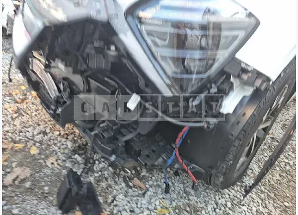 Photo 2 of 38: 2024 Kia Sportage — Korean insurance auction