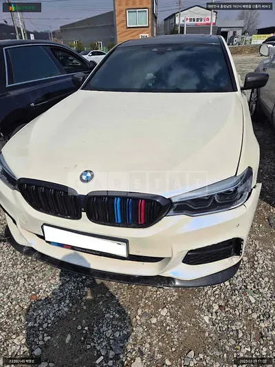 Photo 1 of 18: 2019 BMW 530i xDrive M Sport, VIN WBAJD9101KWW44390 — Korean insurance auction