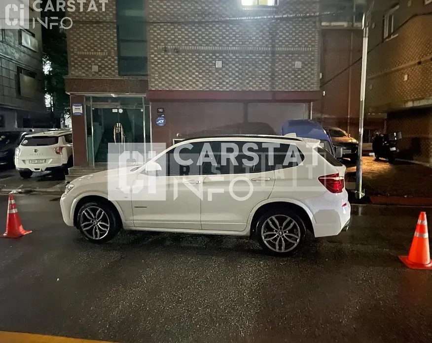 Photo 2 of 4: 2017 BMW X3 xDrive 20d, VIN WBAWZ5105H0V55708 — Korean insurance auction