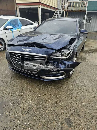 Photo 1 of 9: 2019 Genesis G80 3.3 — Korean insurance auction